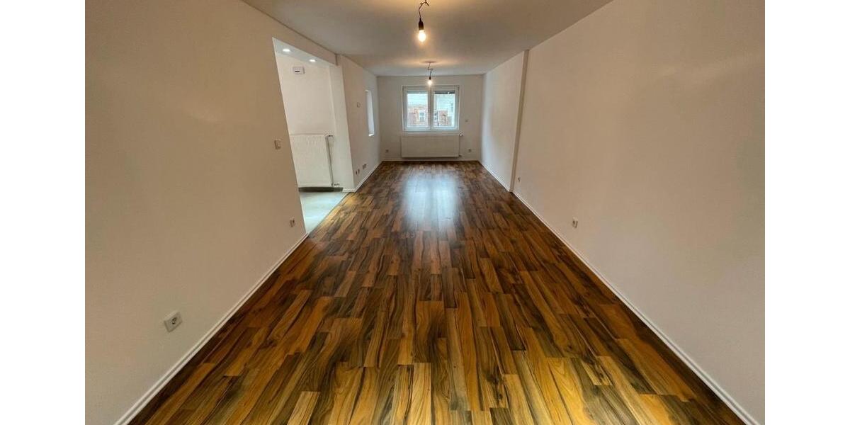 EFH, 5 ZKB , 140qm , 2 Bäder , 2 Parkplätze zu vermieten 2 zimmer