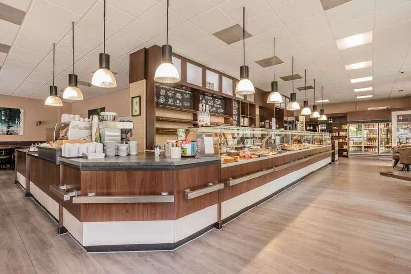 Gastronomie in Berlin 9.844,50 € 196.89 m²
