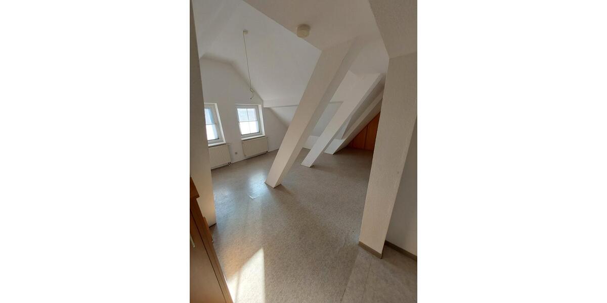 Dachgeschoßwohnung Northeim - 1 Zimmer, 32 m&sup2;, 240&euro; | Angebot:24687864