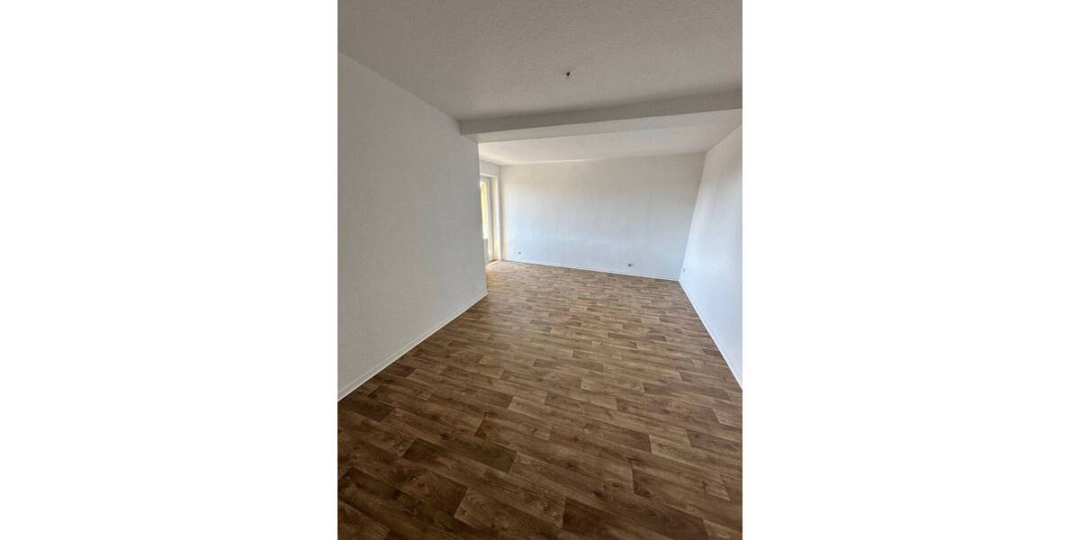 Etagenwohnung Prenzlau - 4 Zimmer, 93 m&sup2;, 570&euro; | Angebot:26202302