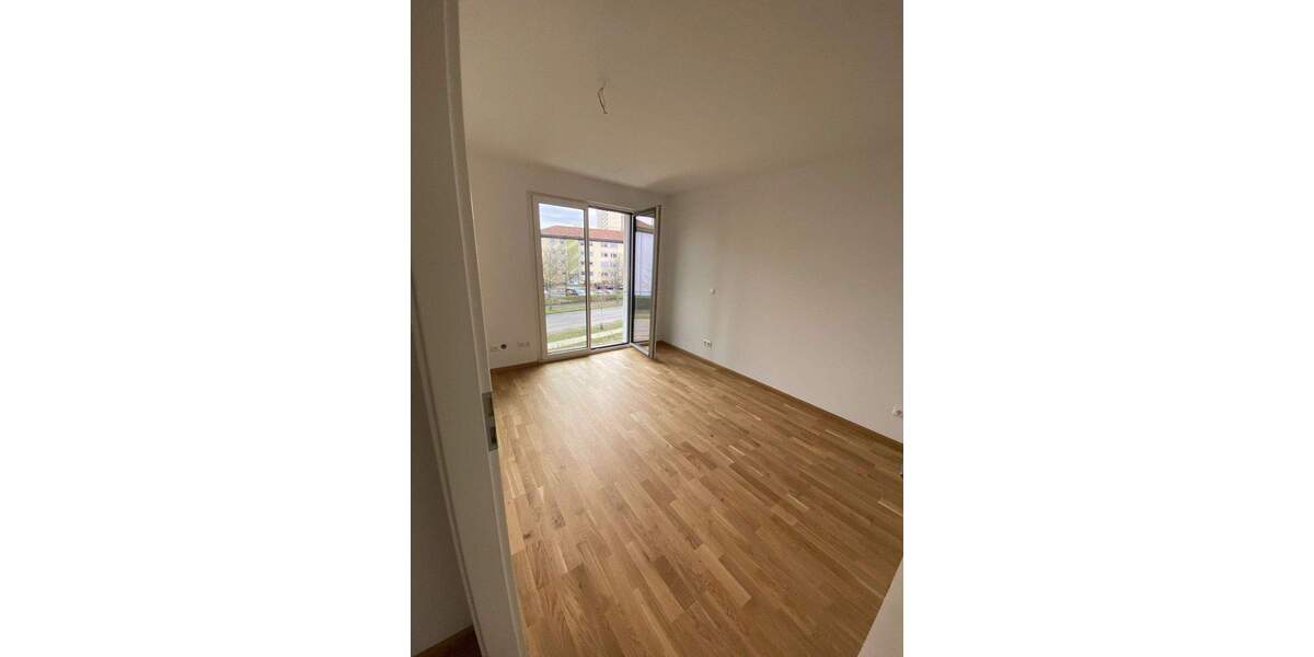 Etagenwohnung Weil am Rhein - 2 Zimmer, 53 m&sup2;, 1.025&euro; | Angebot:25703779