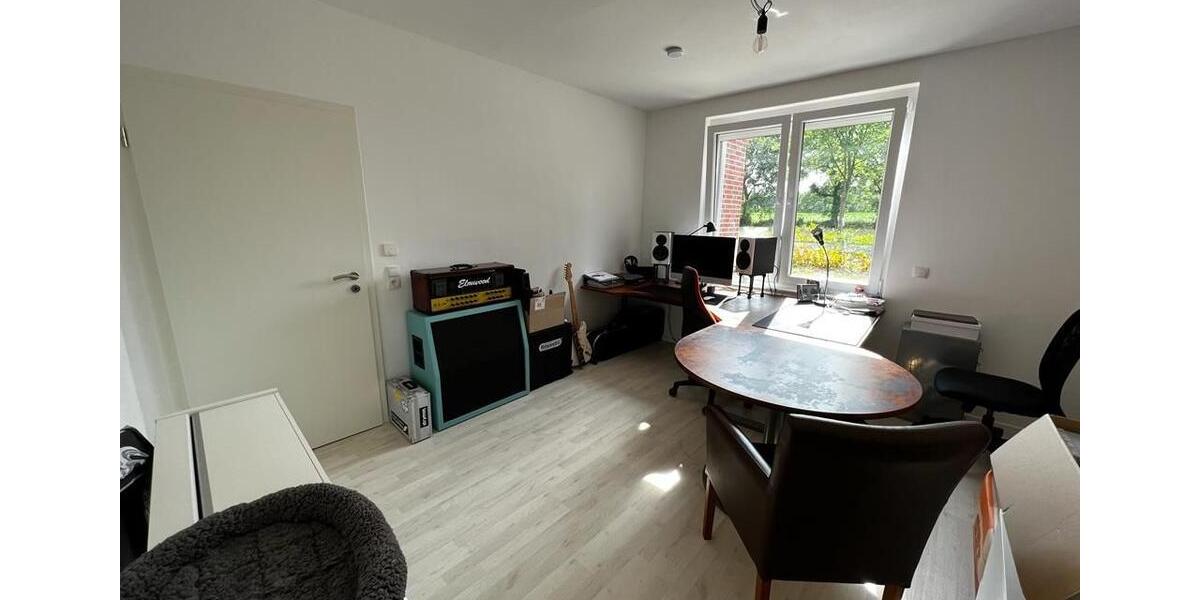 Erdgeschoßwohnung Friedeburg - 2.5 Zimmer, 69 m&sup2;, 555&euro; | Angebot:25919883