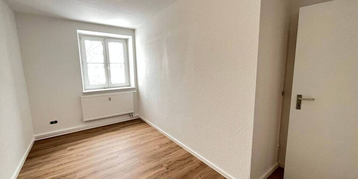 Etagenwohnung Chemnitz Zentrum - 3 Zimmer, 75 m&sup2;, 425&euro; | Angebot:26205414