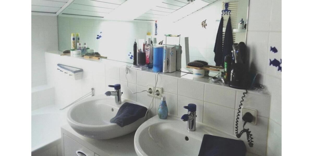 Einfamilienhaus Eislingen (Fils) - 5.5 Zimmer, 166 m&sup2;, 2.300&euro; | Angebot:25144498