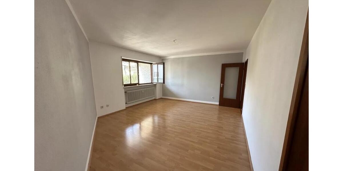 Etagenwohnung Trostberg - 2 Zimmer, 67 m&sup2;, 900&euro; | Angebot:25046865
