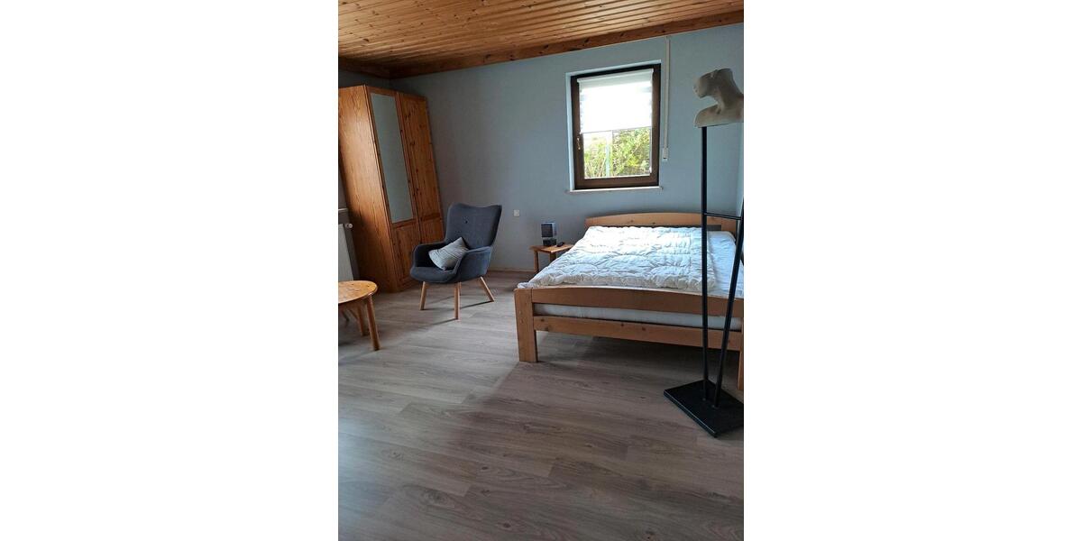 Wohnen auf Zeit Bad Staffelstein - 1 Zimmer, 38 m&sup2;, 111.111&euro; | Angebot:26003473