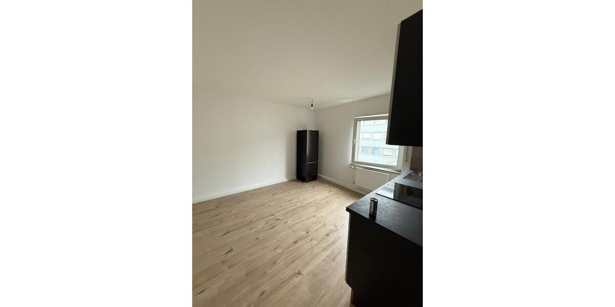 Etagenwohnung Ludwigshafen am Rhein - 3 Zimmer, 75 m&sup2;, 1.100&euro; | Angebot:26233236