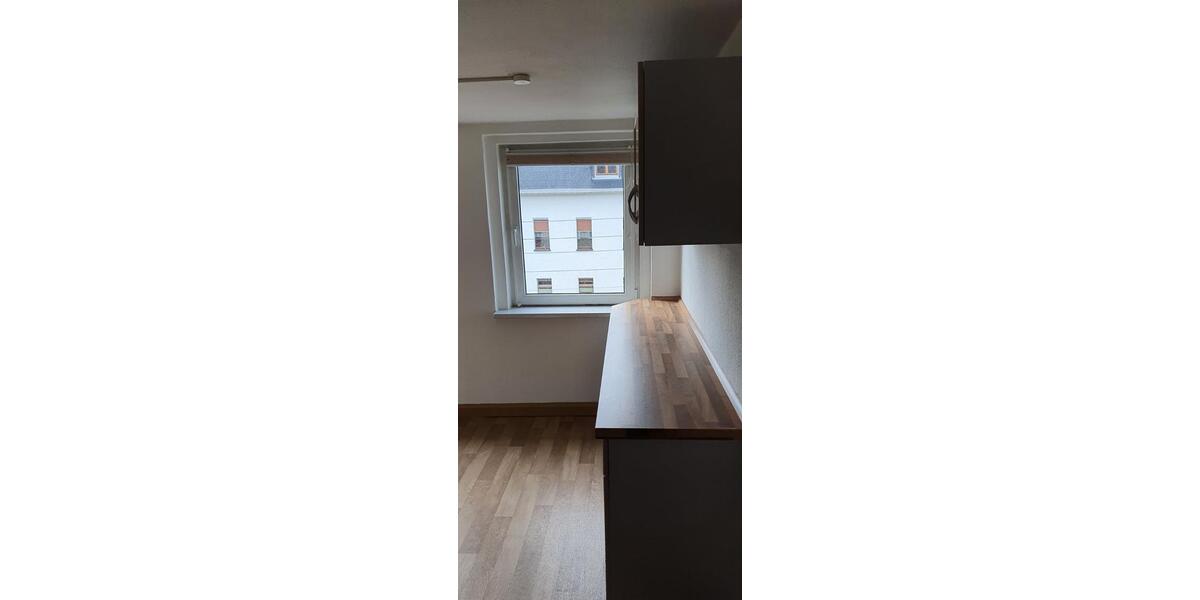 Etagenwohnung Auerbach - 3 Zimmer, 68 m&sup2;, 340&euro; | Angebot:24727233