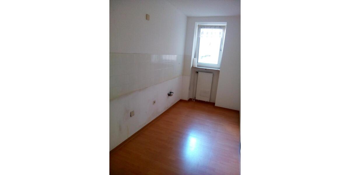 Etagenwohnung Neuwied - 3 Zimmer, 75 m&sup2;, 720&euro; | Angebot:24298830