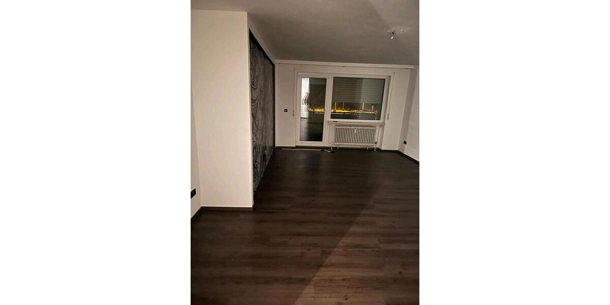 Etagenwohnung Westhausen - 3.5 Zimmer, 87 m&sup2;, 1.200&euro; | Angebot:26534603