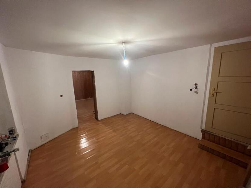 2 Zimmer WHG im Zentrum von Oberstein