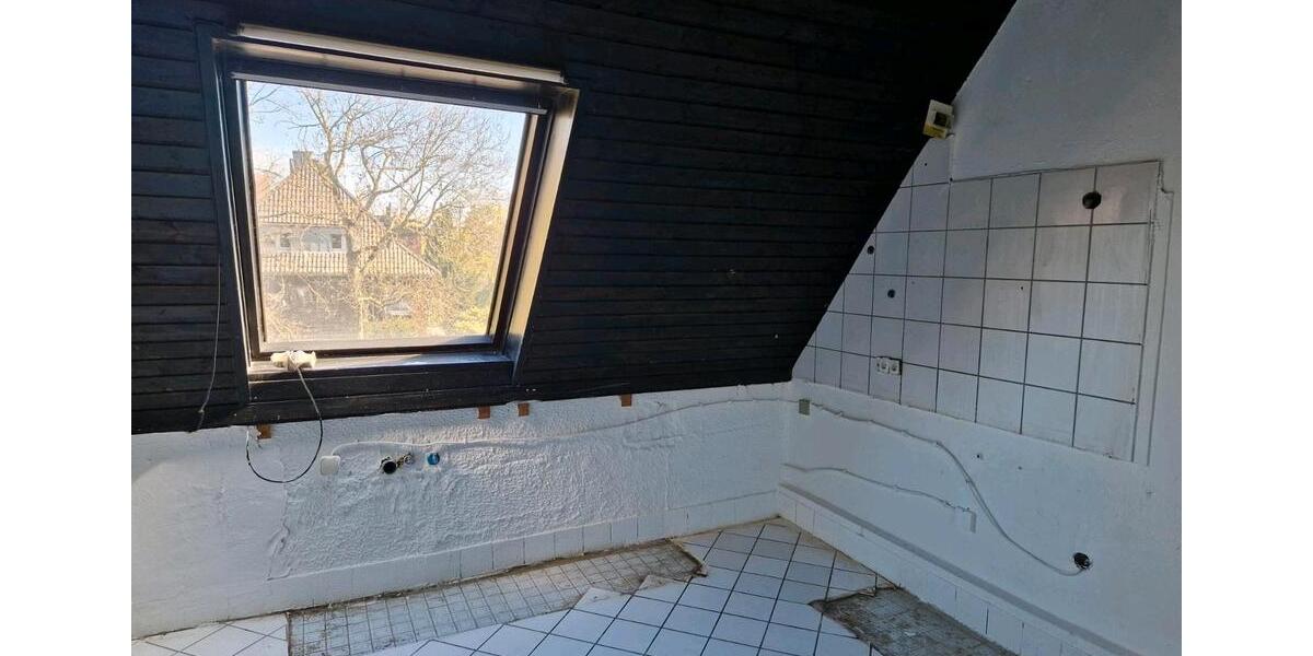 Dachgeschoßwohnung Wesel - 2 Zimmer, 65 m&sup2;, 780&euro; | Angebot:26362635