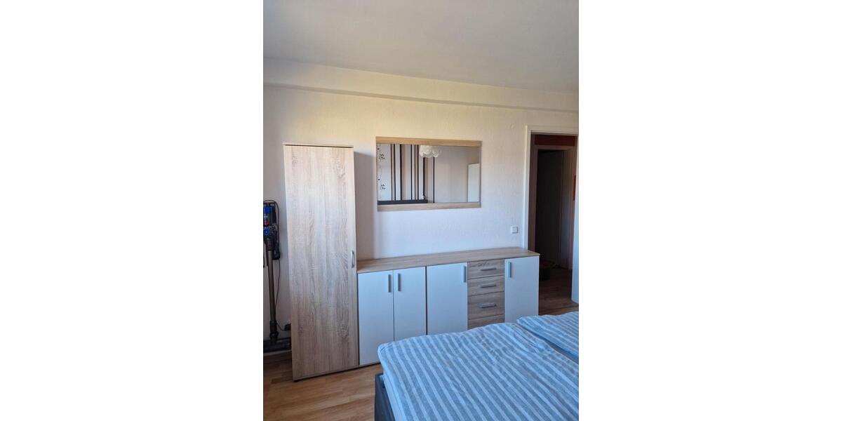 Etagenwohnung Dessau-Roßlau Roßlau - 3 Zimmer, 80 m&sup2;, 590&euro; | Angebot:26534911