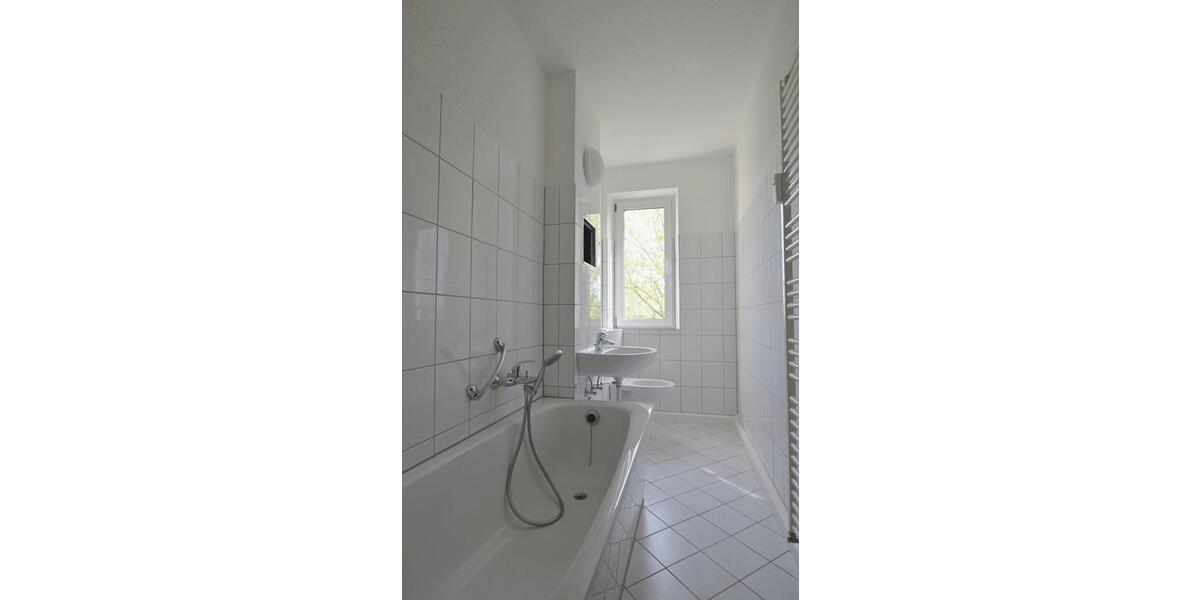 Etagenwohnung Sangerhausen - 3 Zimmer, 61 m&sup2;, 393&euro; | Angebot:26659429