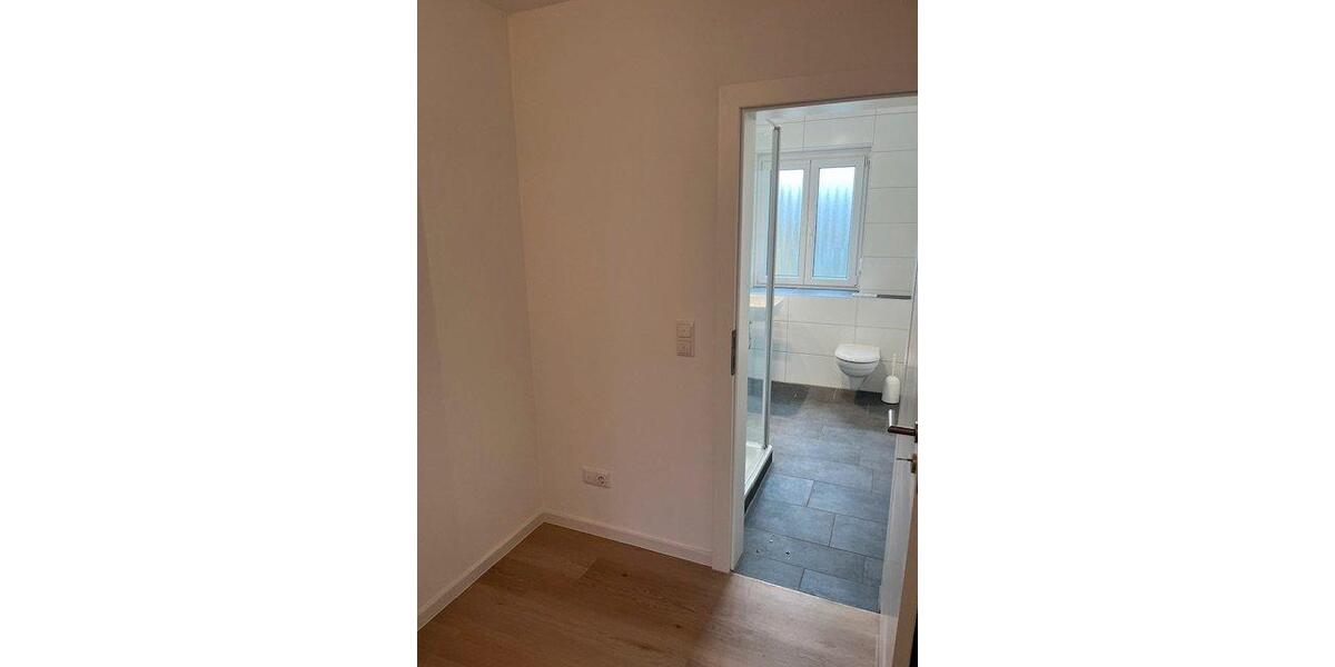 Etagenwohnung Regensburg Das Dörnberg - 4 Zimmer, 102 m&sup2;, 1.390&euro; | Angebot:26249079