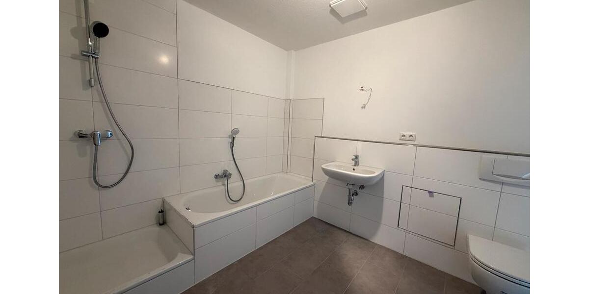 Etagenwohnung Bad Neustadt an der Saale - 3 Zimmer, 94 m&sup2;, 890&euro; | Angebot:26567483