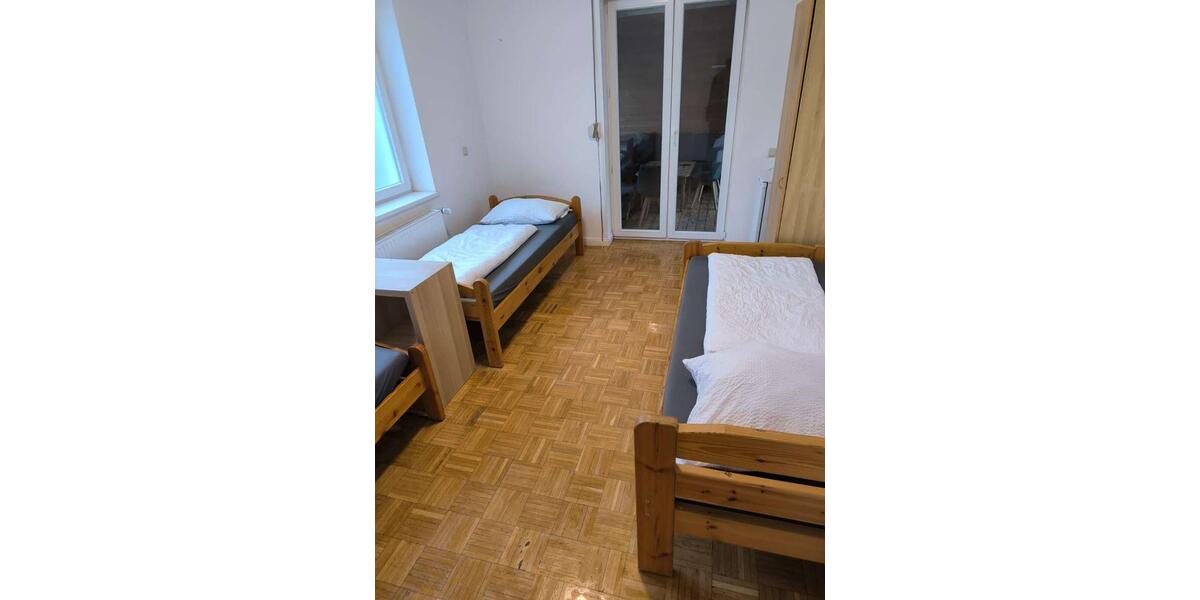 Einfamilienhaus Glinde - 6 Zimmer, 120 m&sup2;, 2.500&euro; | Angebot:26478649