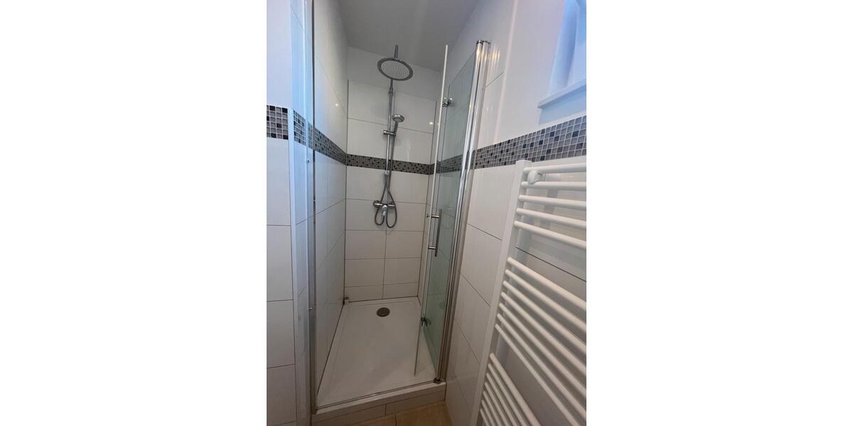 Erdgeschoßwohnung Lage - 1 Zimmer, 42 m&sup2;, 450&euro; | Angebot:25854710