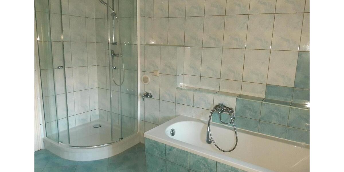 Etagenwohnung Weißwasser (Oberlausitz) - 2 Zimmer, 68 m&sup2;, 375&euro; | Angebot:25810297