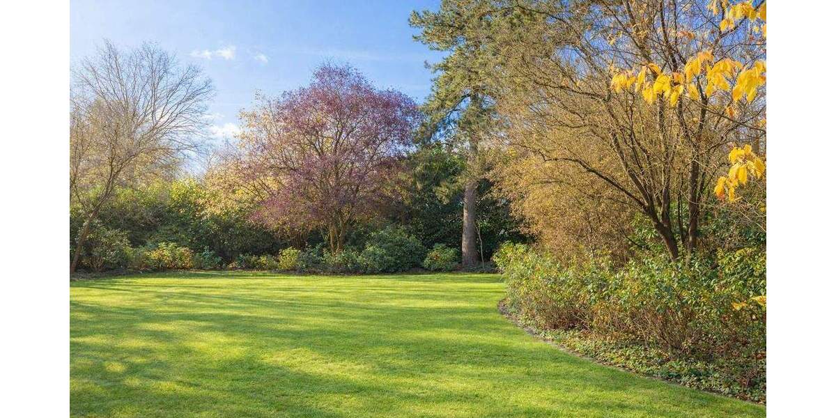 Etagenwohnung Krefeld / Bockum Bockum - 5 Zimmer, 229 m&sup2;, 2.950&euro; | Angebot:25246774