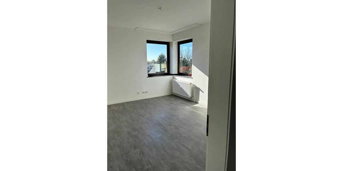 Etagenwohnung Hilden - 3 Zimmer, 92 m&sup2;, 1.175&euro; | Angebot:26032938