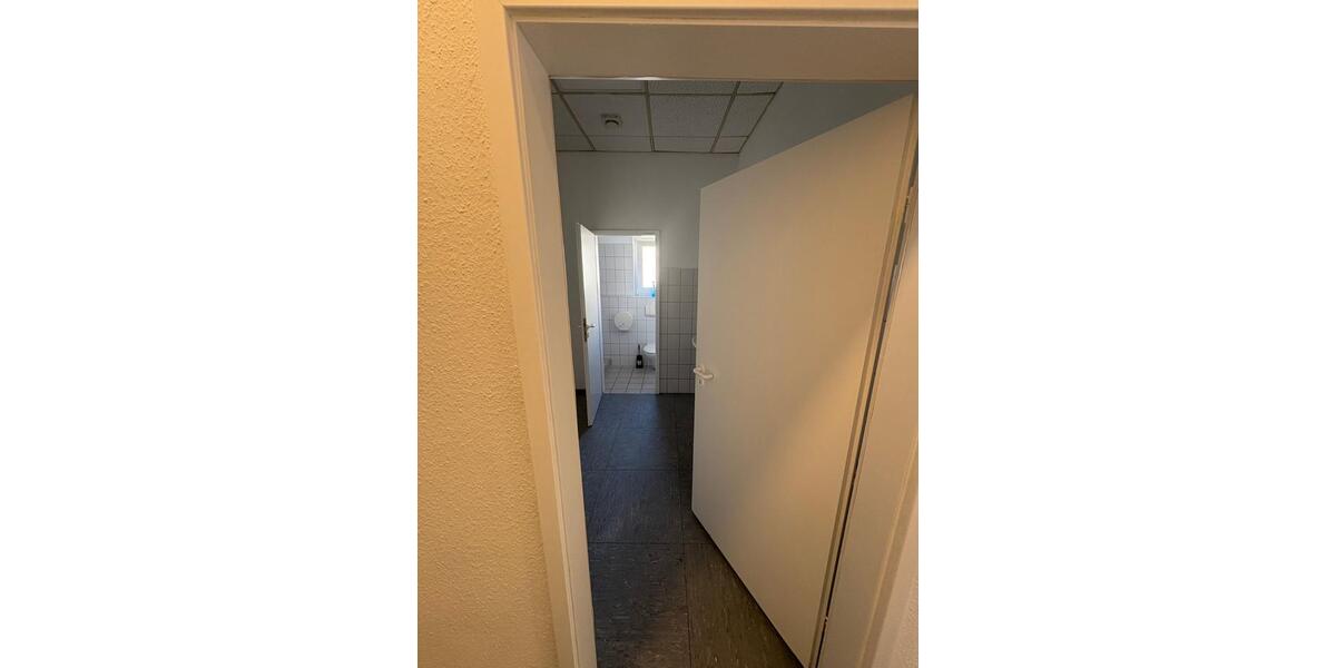 Gewerbeobjekt Barmstedt - 7&euro; | Angebot:23201300