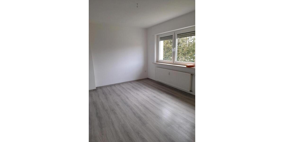 Etagenwohnung Schlangen - 1 Zimmer, 80 m&sup2;, 600&euro; | Angebot:24743600