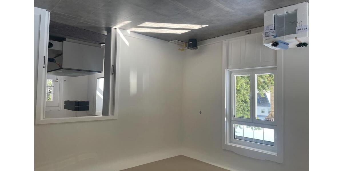 Etagenwohnung Reutlingen - 3 Zimmer, 158 m&sup2;, 1.900&euro; | Angebot:26423393