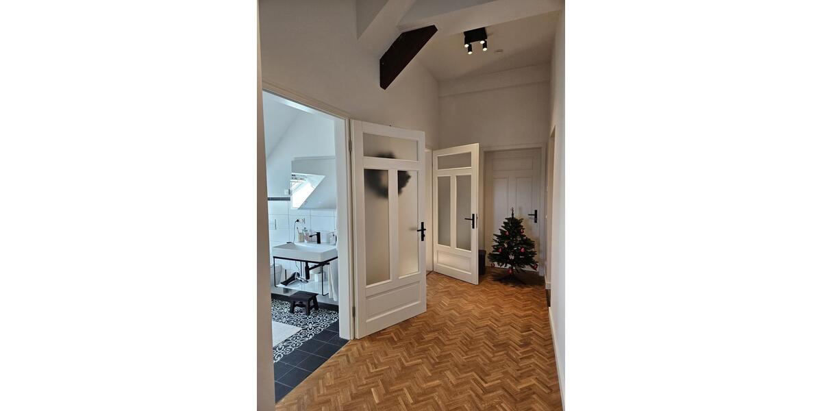 Maisonettenwohnung Schwerin Gartenstadt - 4 Zimmer, 137 m&sup2;, 1.986&euro; | Angebot:25570523