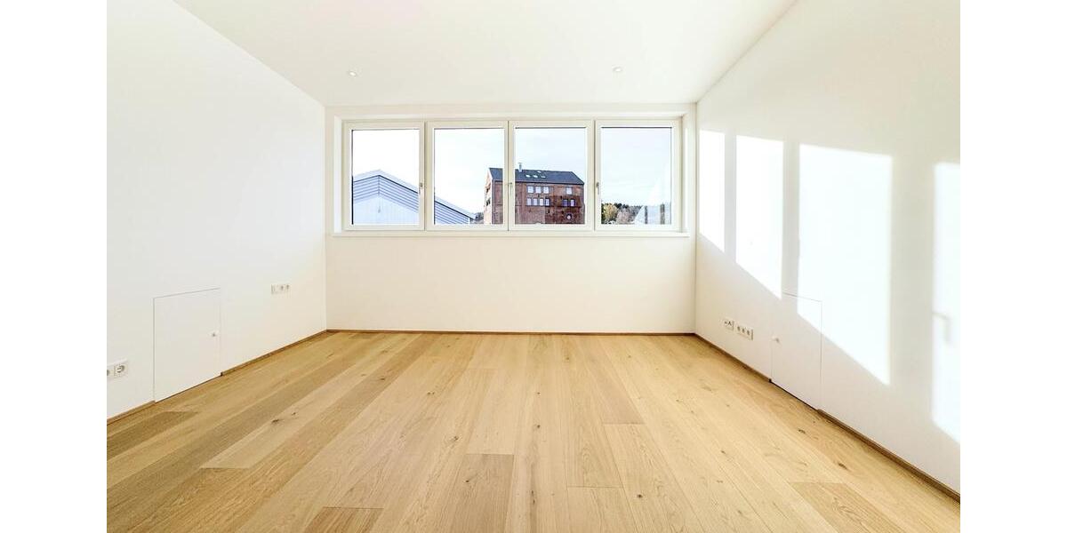 Dachgeschoßwohnung Tutzing - 3 Zimmer, 170 m&sup2;, 3.230&euro; | Angebot:23641078