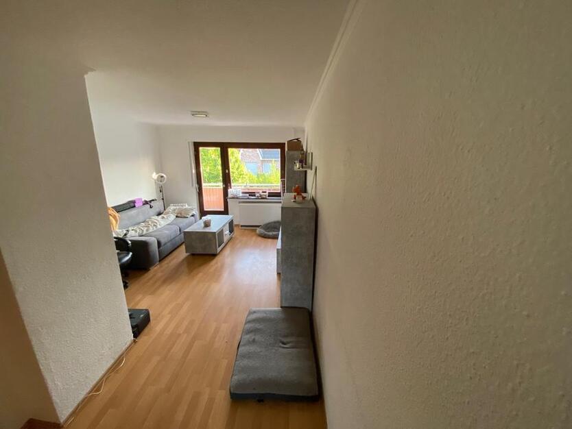Wohnung Bad Pyrmont 2 Zimmer + EBK + großer Balkon + Räume
