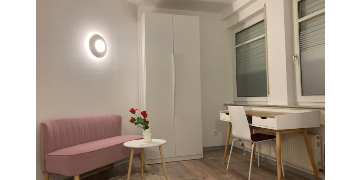 1 Zi. in 5-WG in 140 qm Wo. an Frau in Filderstadt-Sielmingen 1 zimmer