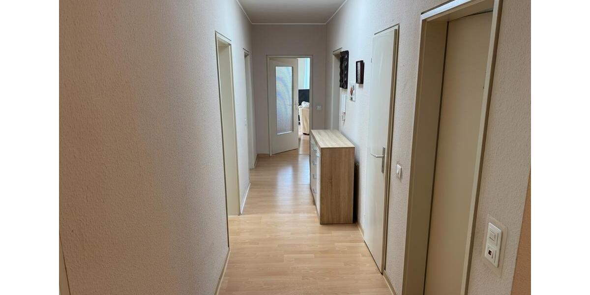 Etagenwohnung Michelstadt - 4 Zimmer, 97 m&sup2;, 1.000&euro; | Angebot:25978646