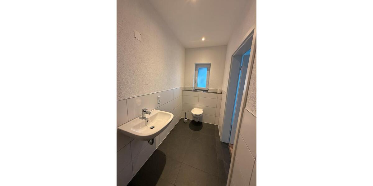 Erdgeschoßwohnung Hohenroda - 3 Zimmer, 120 m&sup2;, 1.050&euro; | Angebot:26075389