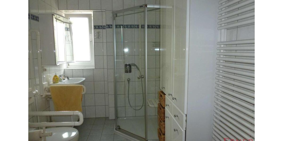 Etagenwohnung Viechtach - 3 Zimmer, 71 m&sup2;, 600&euro; | Angebot:26276524