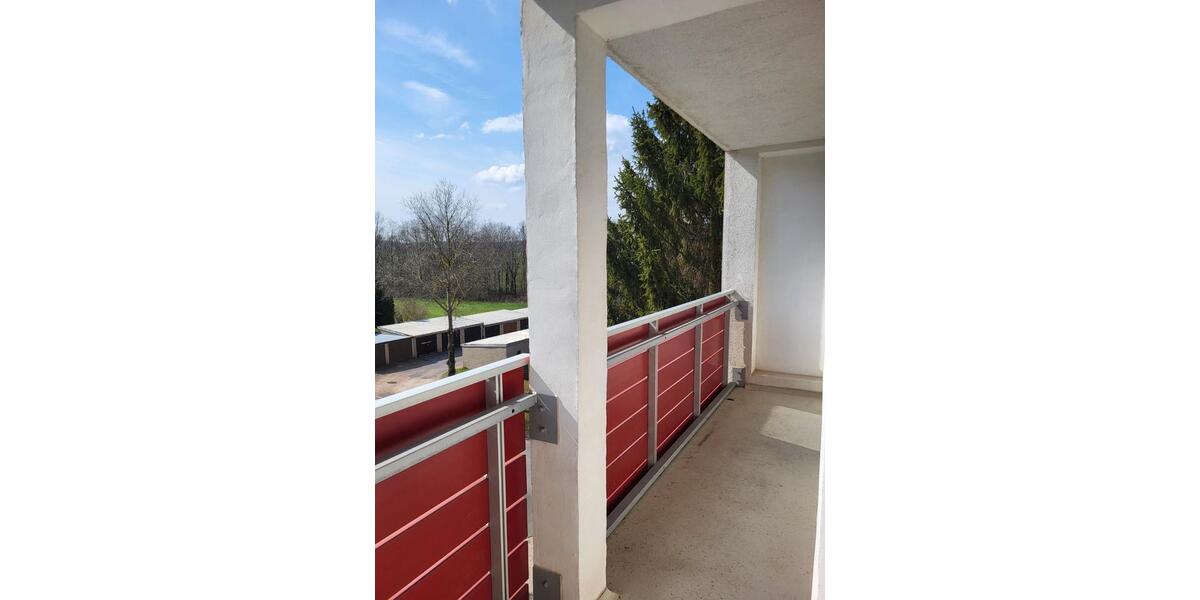 Etagenwohnung Hainichen - 3 Zimmer, 63 m&sup2;, 308&euro; | Angebot:25065416