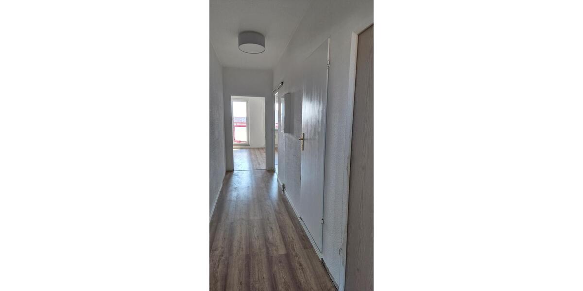Etagenwohnung Sömmerda - 3 Zimmer, 60 m&sup2;, 550&euro; | Angebot:26056117