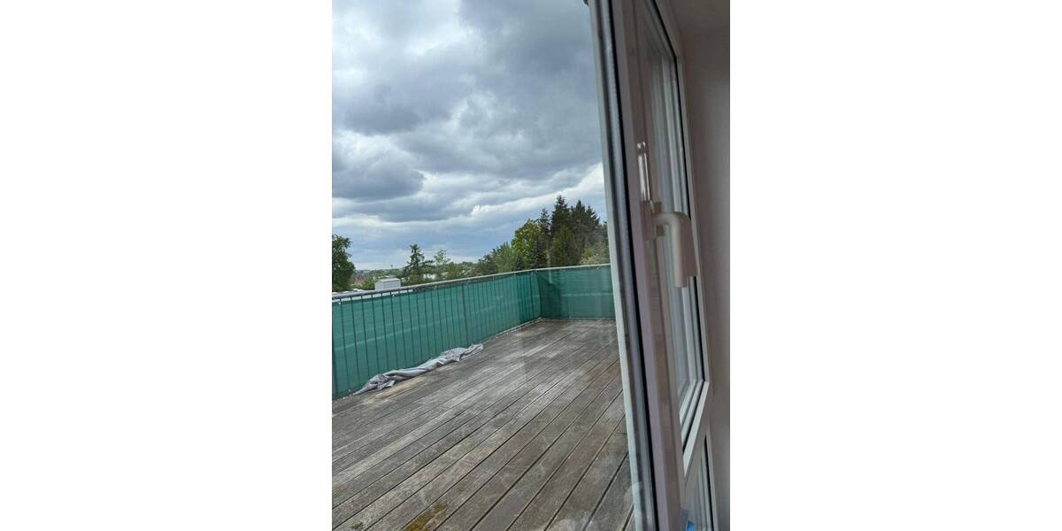 Etagenwohnung Weiden Hammerweg - 1 Zimmer, 77 m&sup2;, 650&euro; | Angebot:26683722