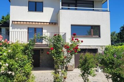 Zweifamilienhaus in bester Lage auf dem Rodgebiet 5 zimmer