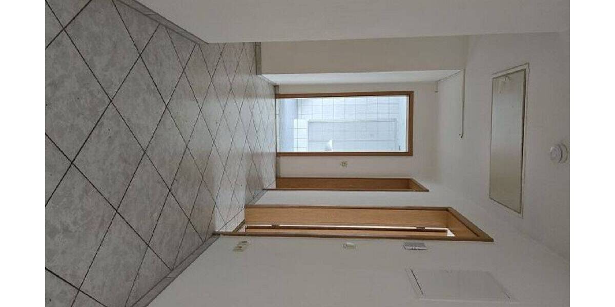 Etagenwohnung Riesa Altriesa - 3 Zimmer, 72 m&sup2;, 430&euro; | Angebot:25688433