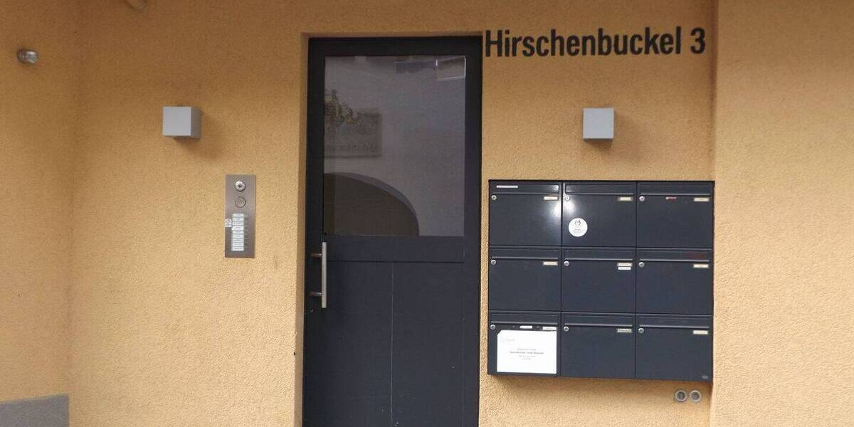 Etagenwohnung Titisee-Neustadt Neustadt - 2 Zimmer, 84 m&sup2;, 900&euro; | Angebot:25927046