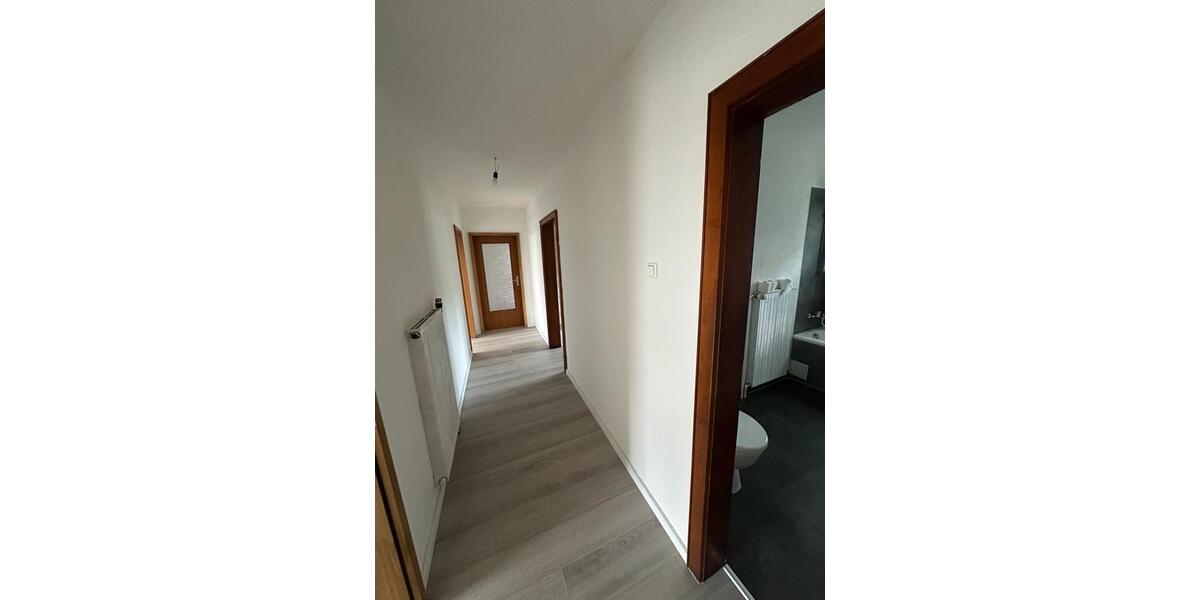 Hochparterre Motten - 2 Zimmer, 84 m&sup2;, 680&euro; | Angebot:26523065