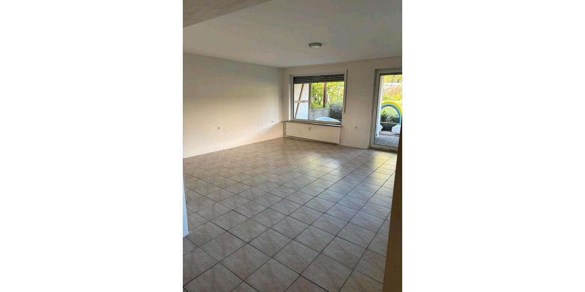 Terrassenwohnung Breidenbach - 3 Zimmer, 100 m&sup2;, 920&euro; | Angebot:26463141