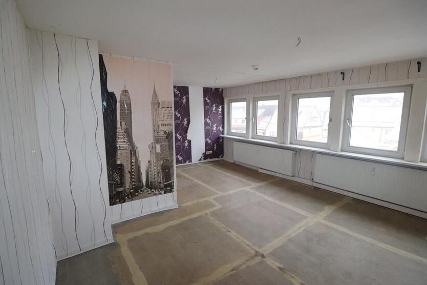 Charmante 3-Zimmer-Maisonette-Wohnung mit Dachterrasse & schönem Ausblick! 6281.10801