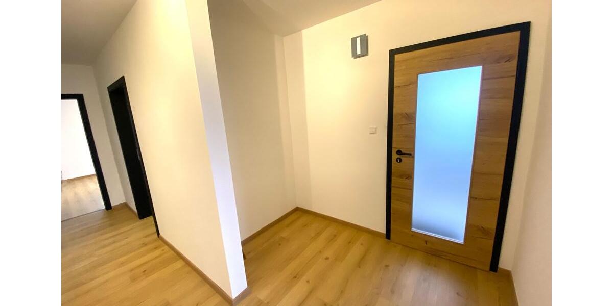Etagenwohnung Nördlingen - 3.5 Zimmer, 95 m&sup2;, 1.000&euro; | Angebot:26676164