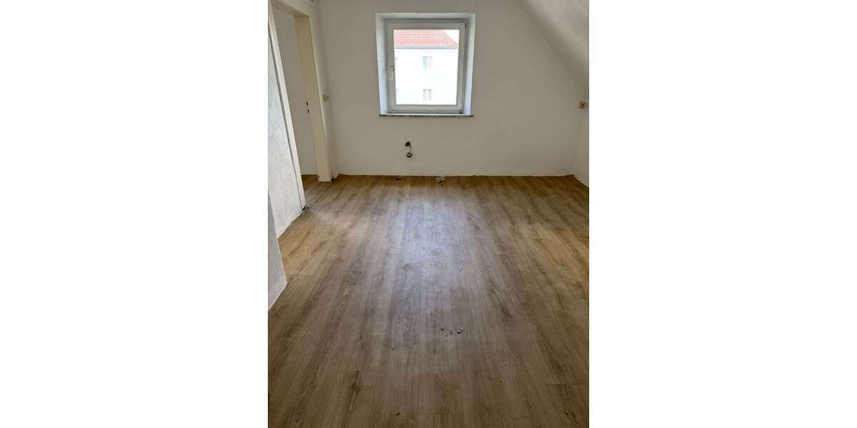Etagenwohnung Tirschenreuth - 1 Zimmer, 34 m&sup2;, 405&euro; | Angebot:26915528