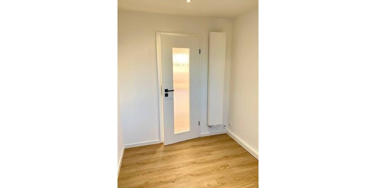 Etagenwohnung Reichenbach - 3 Zimmer, 62 m&sup2;, 400&euro; | Angebot:26065680