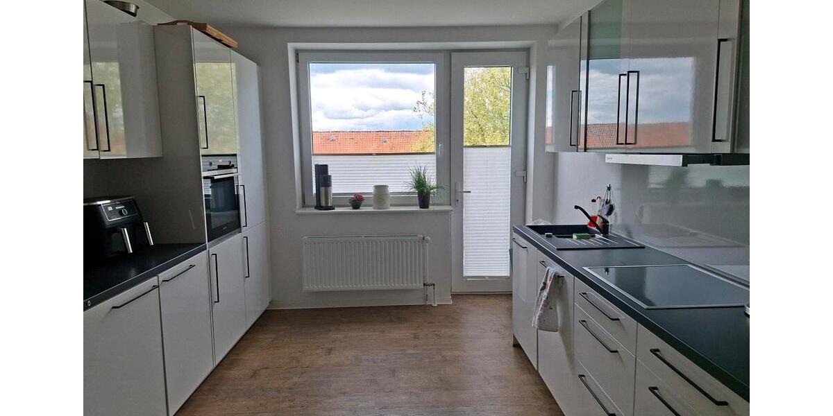 Etagenwohnung Kiel Gaarden-Ost - 2 Zimmer, 65 m&sup2;, 680&euro; | Angebot:26577728