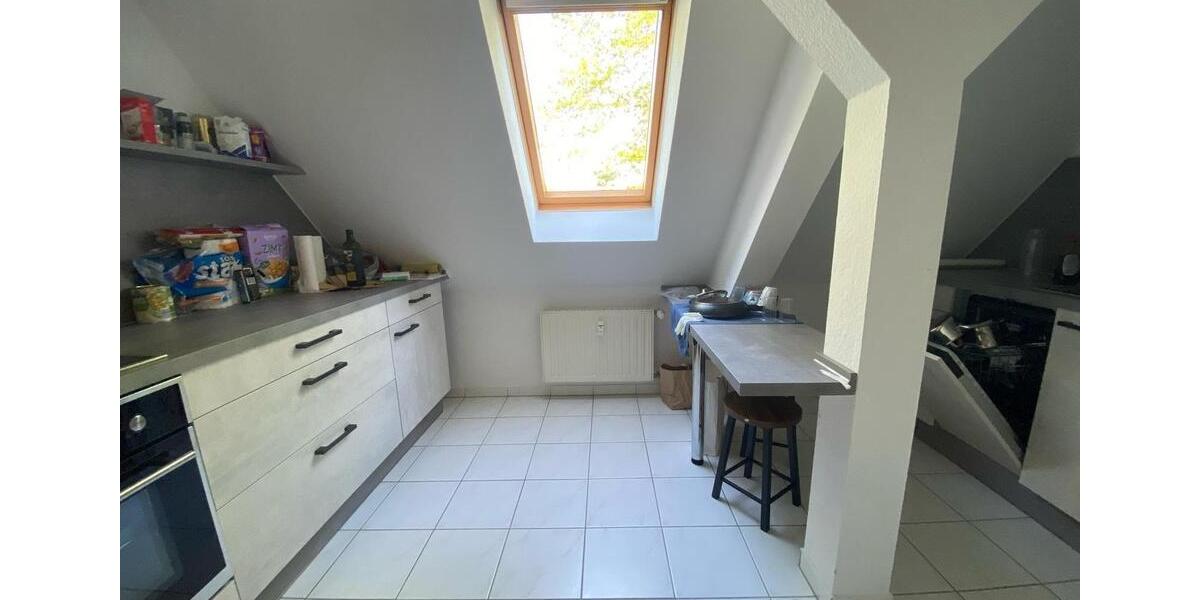 Dachgeschoßwohnung Elsteraue - 3 Zimmer, 46 m&sup2;, 330&euro; | Angebot:25538323