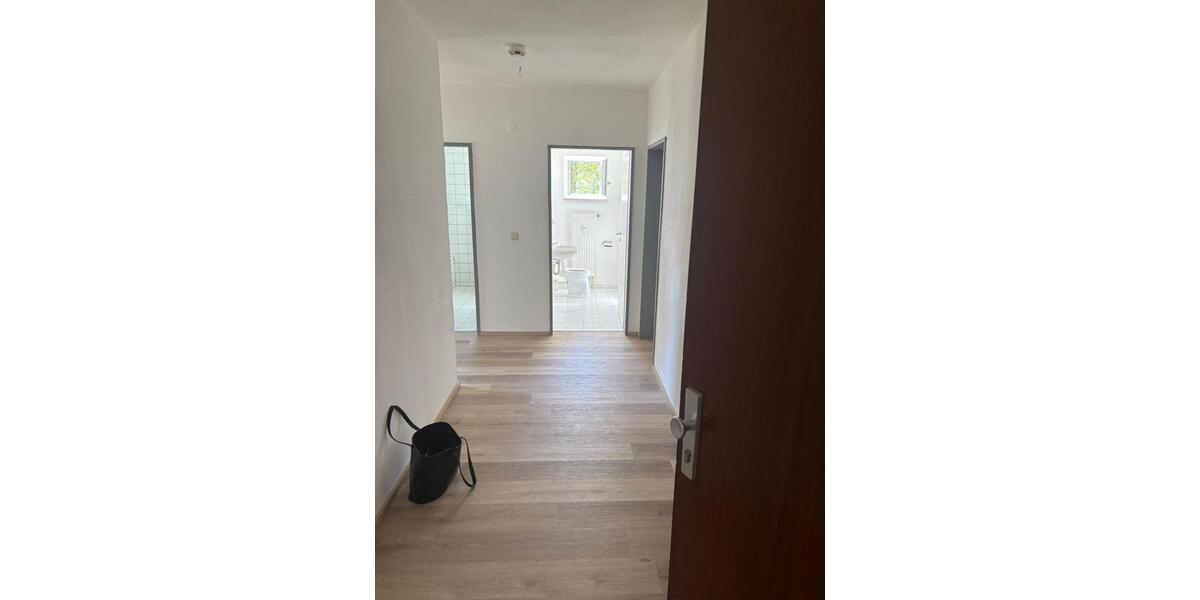 Etagenwohnung Speichersdorf - 3 Zimmer, 80 m&sup2;, 650&euro; | Angebot:26336647